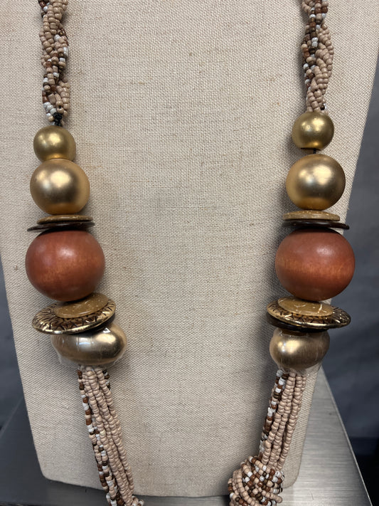Beige/Brown Beaded Necklace