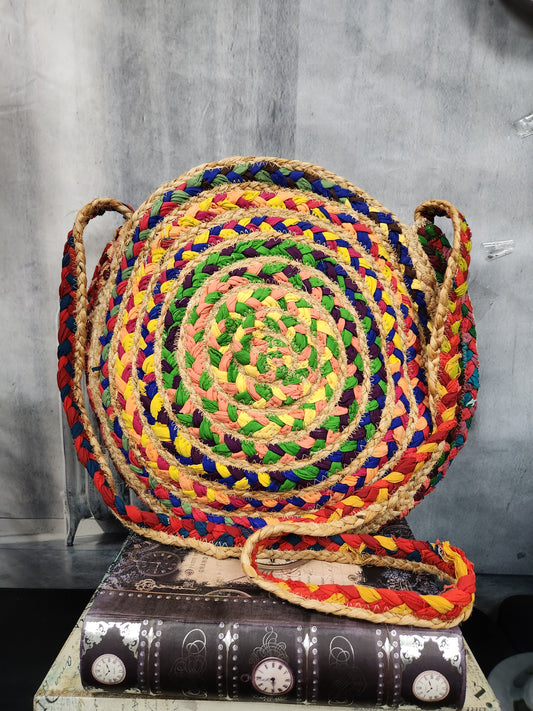 Round Straw Crossbody
